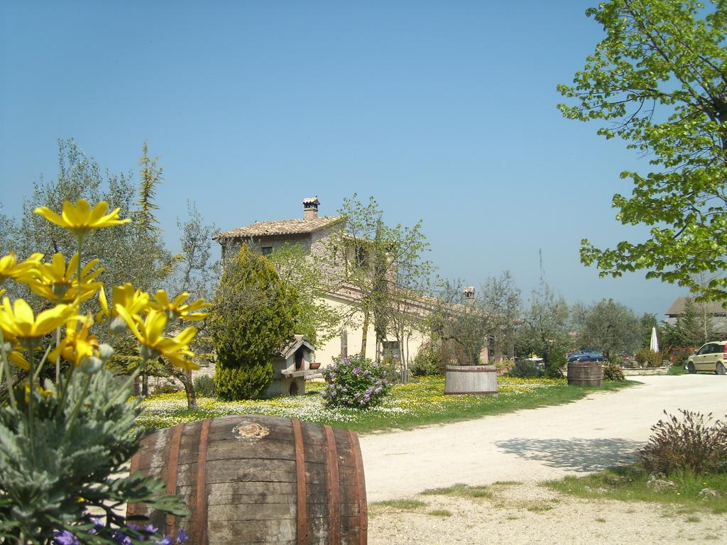 Fattoria Del Quondam Vila Giano dellʼUmbria Exterior foto