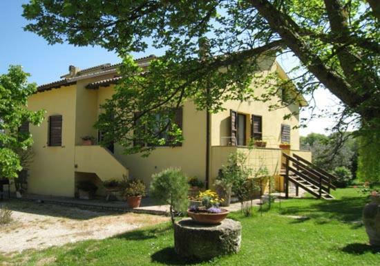 Fattoria Del Quondam Vila Giano dellʼUmbria Exterior foto