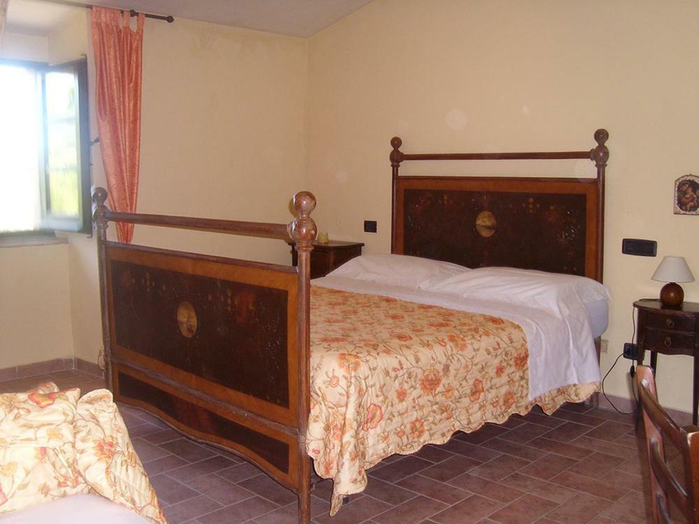 Fattoria Del Quondam Vila Giano dellʼUmbria Exterior foto